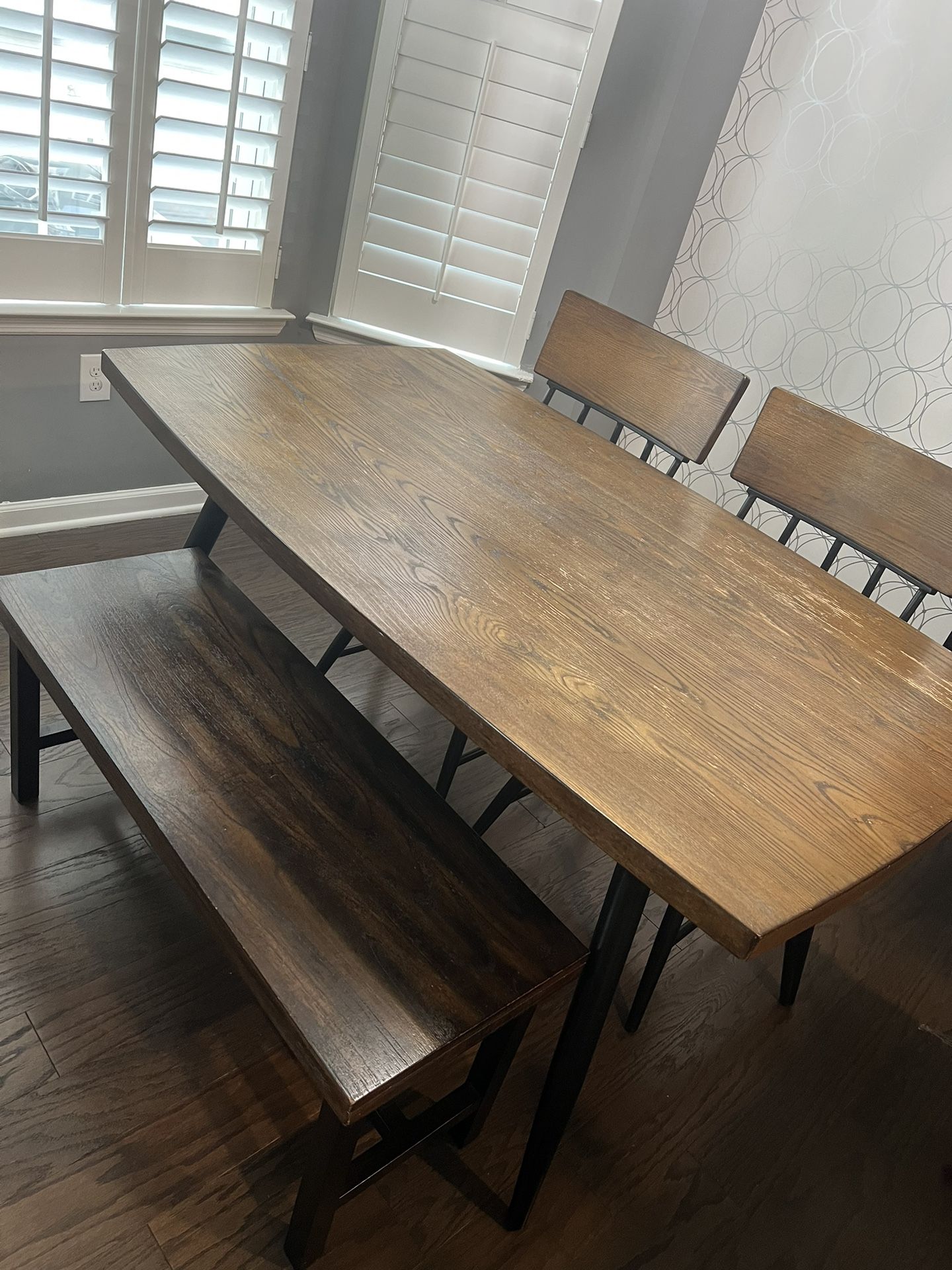 Ashley Urbanology Dining Set