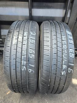 2 USED TIRES 215/65R16  HERCULES road tour connect pcv  BOTH 2 TIRES INSTALLED AND BALANCED $100 ($50 each)