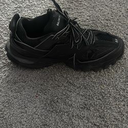 Size 44 Led Balenciaga  