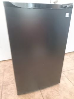 Kenmore Black Compact Mini Refrigerator