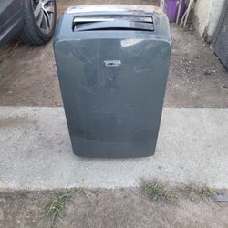 LG Portable Air Conditioner Works Great