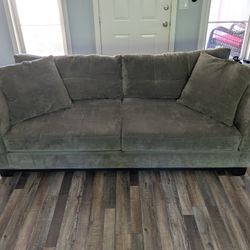 Sofa Bed (2-in-) Excellent Condition!