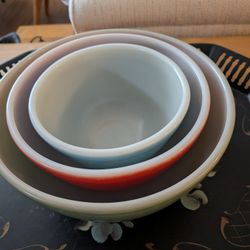3 Piece Pyrex Mixing Bowls 
