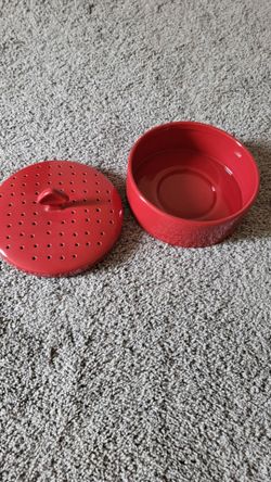 Red Chantal dishware