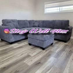 NEW  SECTIONAL SOFA