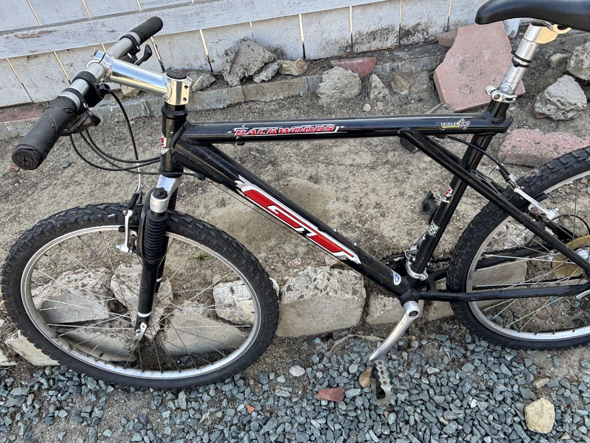 3 Bikes For Sell GT,Schwinn,and A Diamond Back