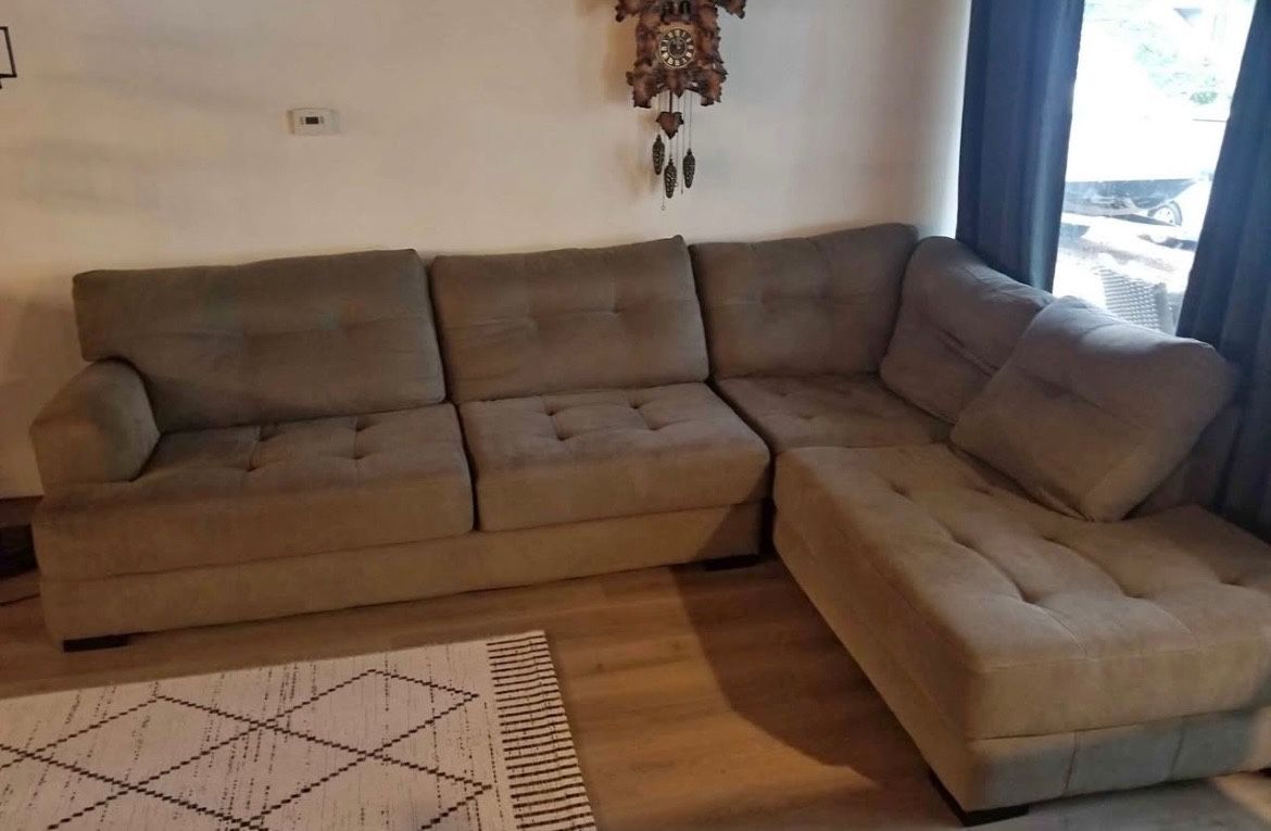 Sectional Couch
