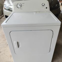 Like New Kenmore Electric Dryer 
