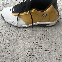 JORDAN XIV SIZE 13 $160