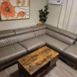 Leather Sofa With FREE 2 LAMPS