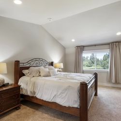 King Size Wood Frame Bed 