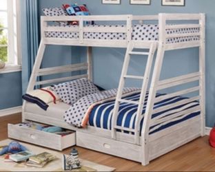Litera Nuevas. Full/Twin Bunk Bed SALE -> w/Mattresses. Cameron