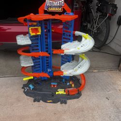 Hot wheels ultimate Garage