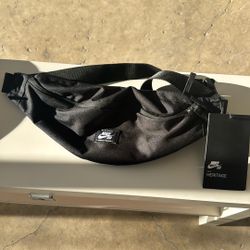 Nike Fanny Pack 