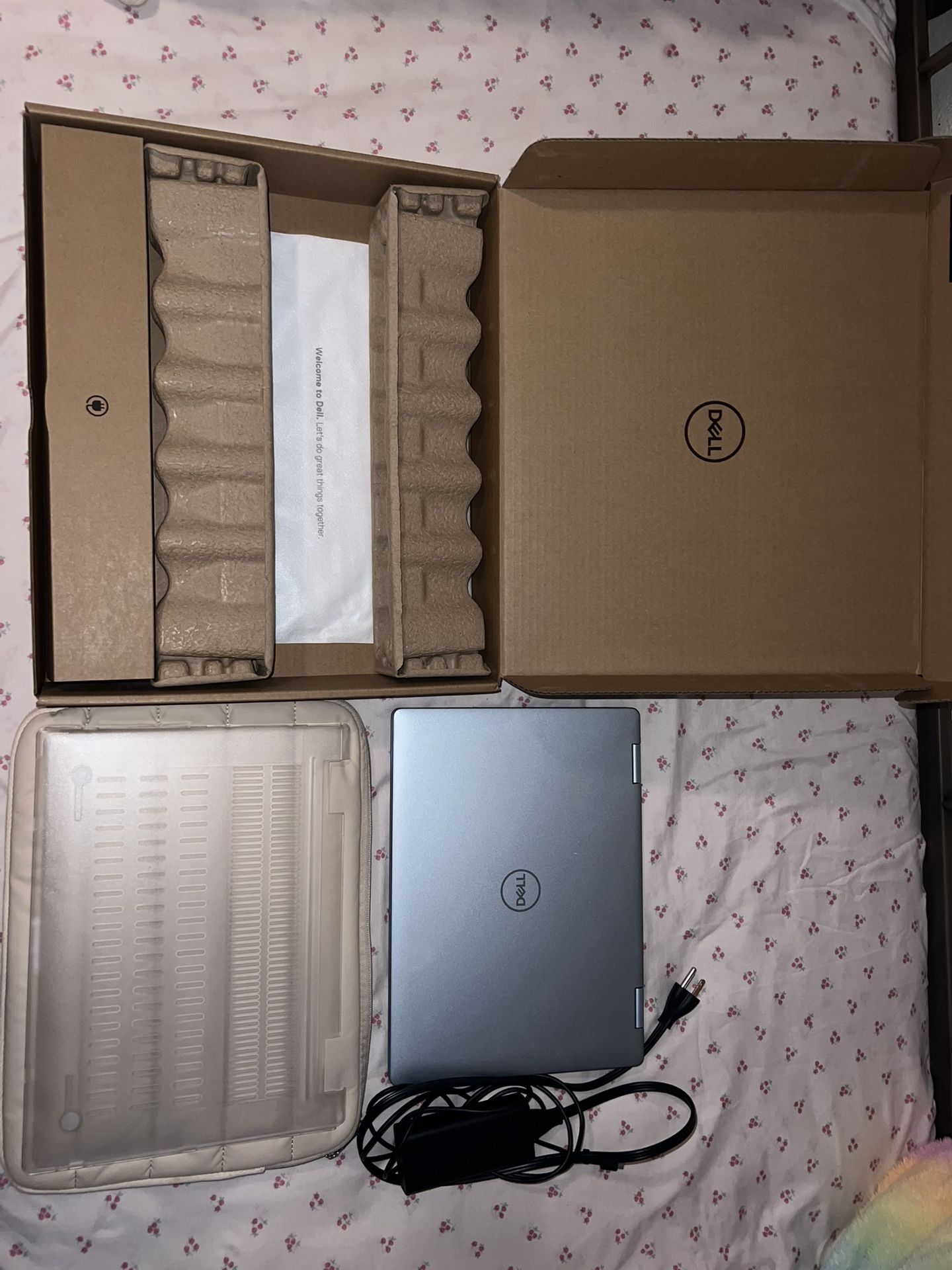 Dell Inspiron 2-in-1 14’ Intel Core 7 16 Gb Memory 1TB SSD Ice Blue ///Pick Up Can Test Out