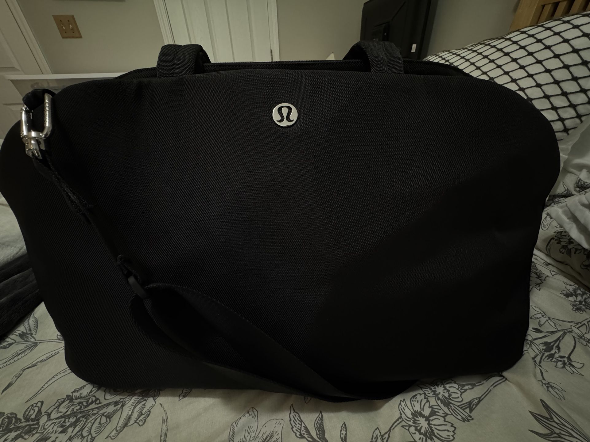 Lululemon City Essentials 25L
