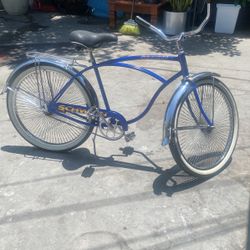 Made in Chicago Schwinn beach cruiser custom paint for Sale in