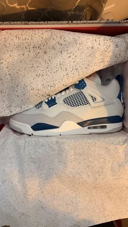 Military blue retro Jordan 4