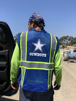 DALLAS COWBOYS CONSTRUCTION SAFETY VEST ( 2X / 3X ) for Sale in South Gate,  CA - OfferUp