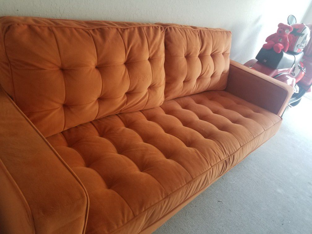 3 seats couch