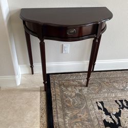 Beautiful Wooden End Table