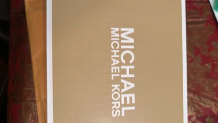 Michael lots shoes $325
