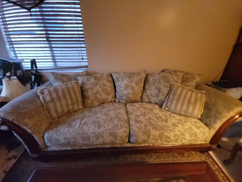 Sofa Set