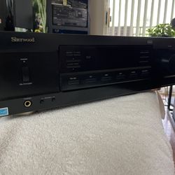 Sherwood Stereo Receiver/pair  Boston Spk