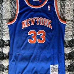 Patrick Ewing - Large Jersey - New York Knicks