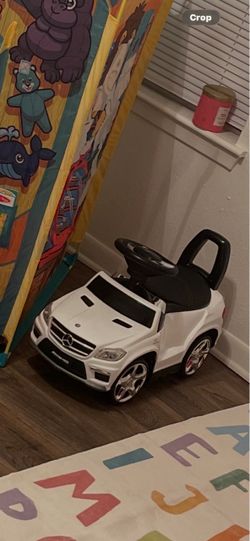 Mercedes ride on car