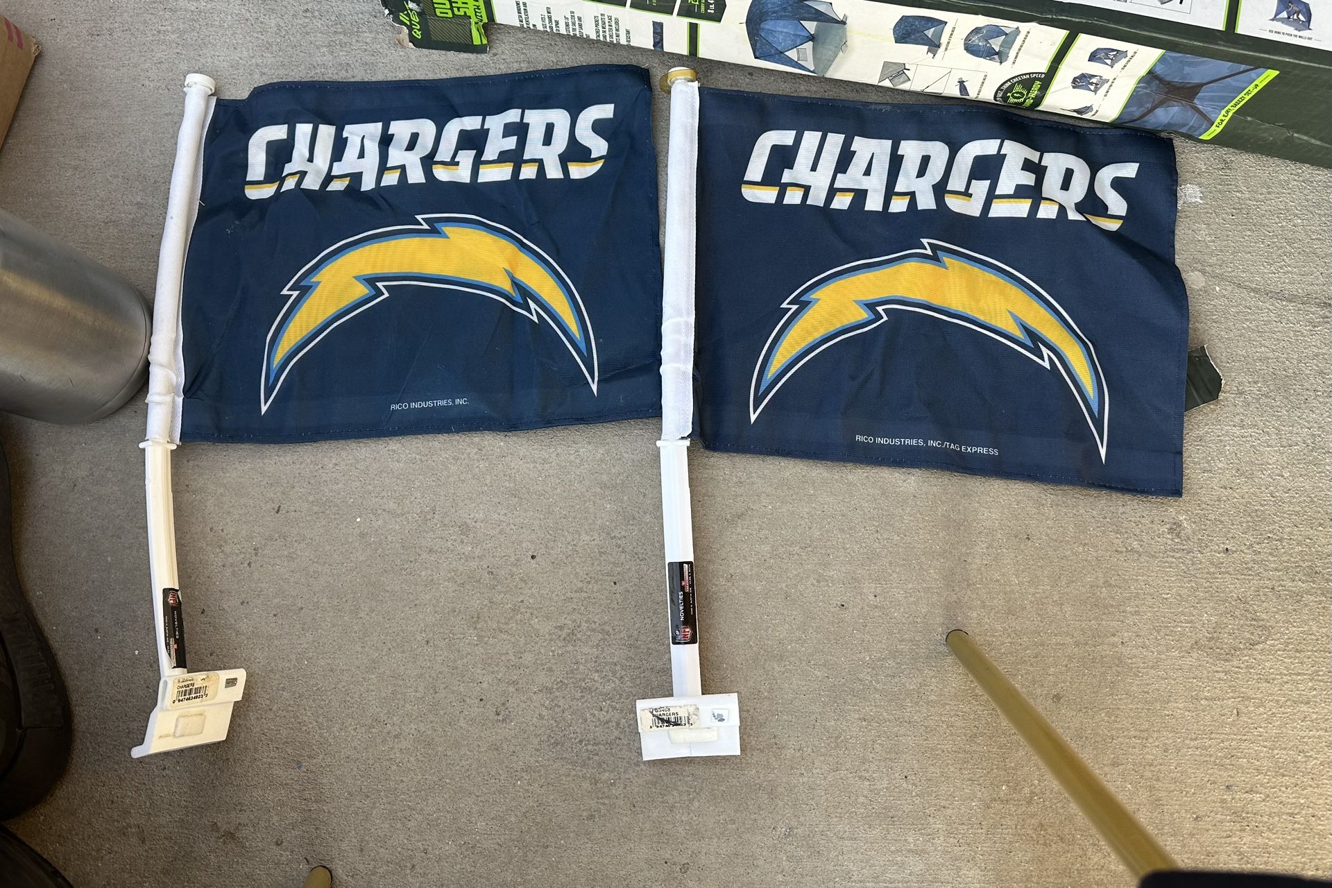 Chargers Window Flags