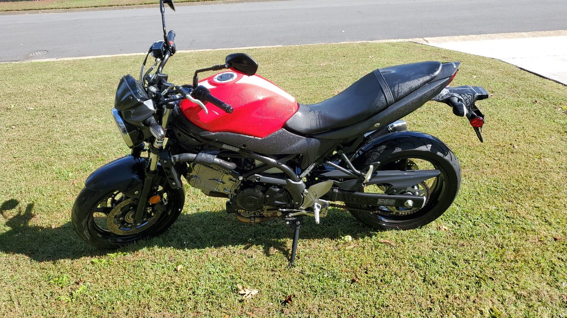 Photo Suzuki sv 650 2017