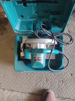 Makita saw