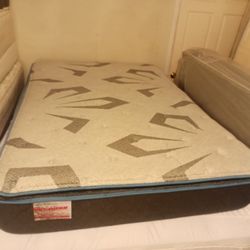 Full Pillowtop Mattress And Box Spring 