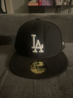LA dodgers hat 