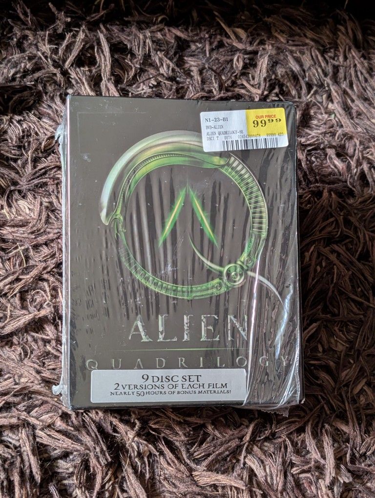 The Iconic Alien Quadrilogy 9-Disc DVD Set (2003)