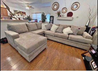 Sectional couch