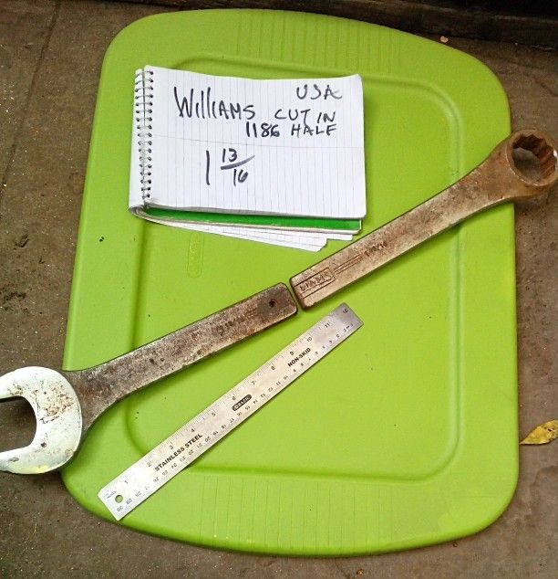 Williams 1186 Combination Wrench Cut In Half
