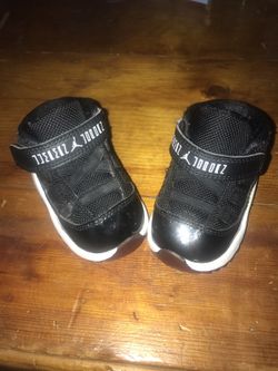 Baby Jordan's size 2