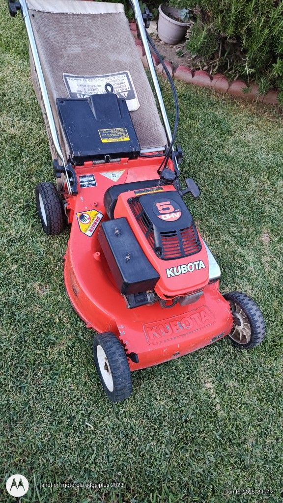 Kubota W5021 Lawn Mower 