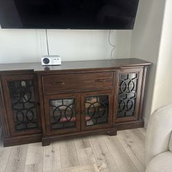 tv stand