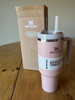 Stanley 40oz H2O Quencher Tumbler Matte for Sale in Covina, CA - OfferUp