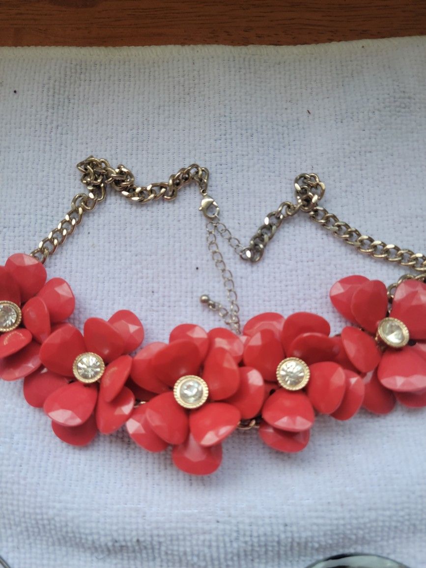 Flower Choker