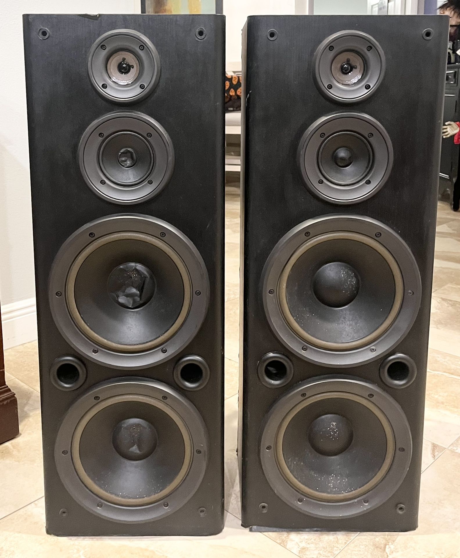 1980’s (2) Technics Dual 10” 🔈 3-way Speakers