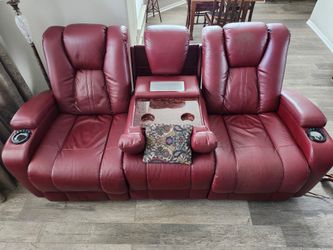 Couch With Electronic Recliners
