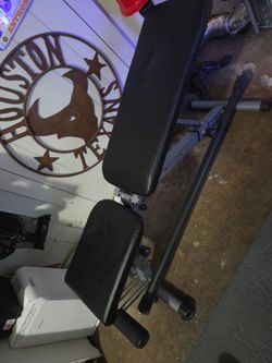 Workout bench $100