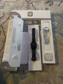Apple Watch Series 8 41mm GPS + LTE + 6 Bands