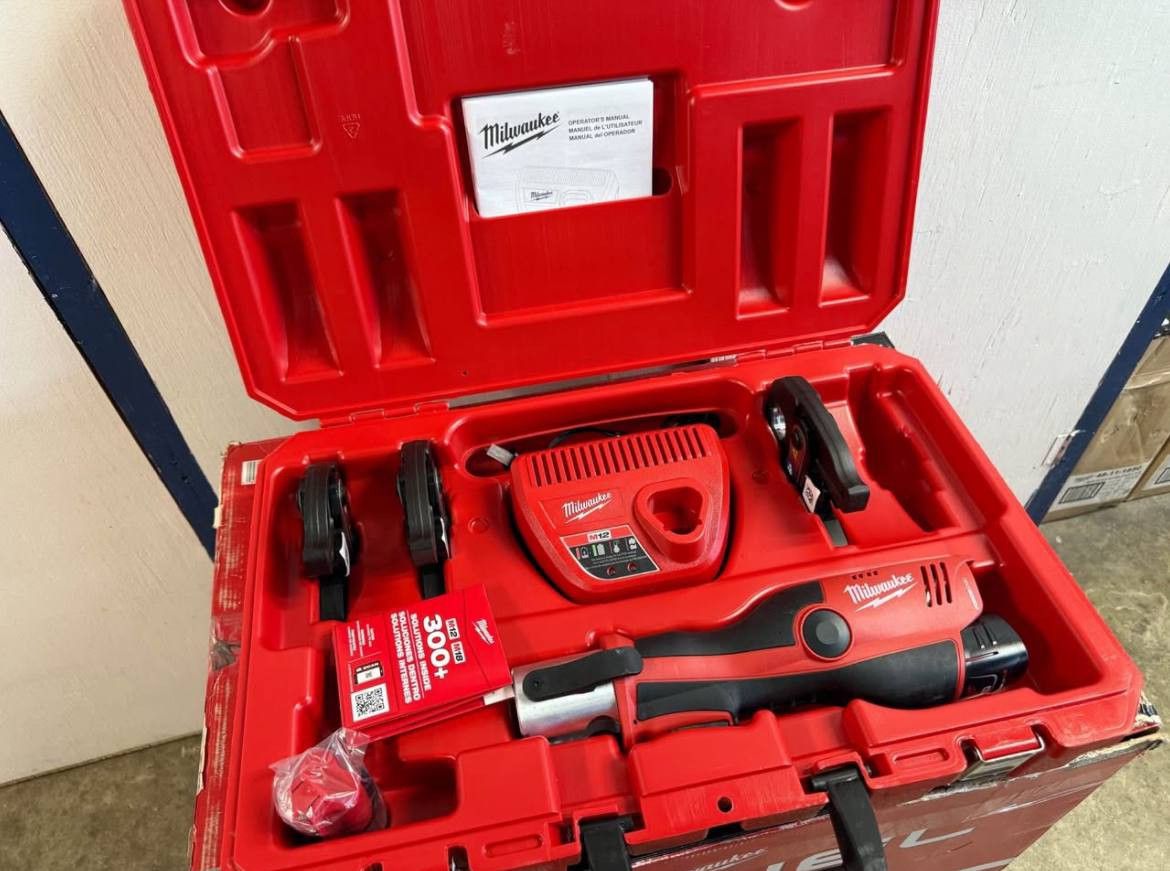 Milwaukee- M12- Propress Tool