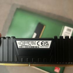 Corsair Vengeance LPX 16GB (2x8GB) DDR4 3200MHz CL16 — Works Perfect 