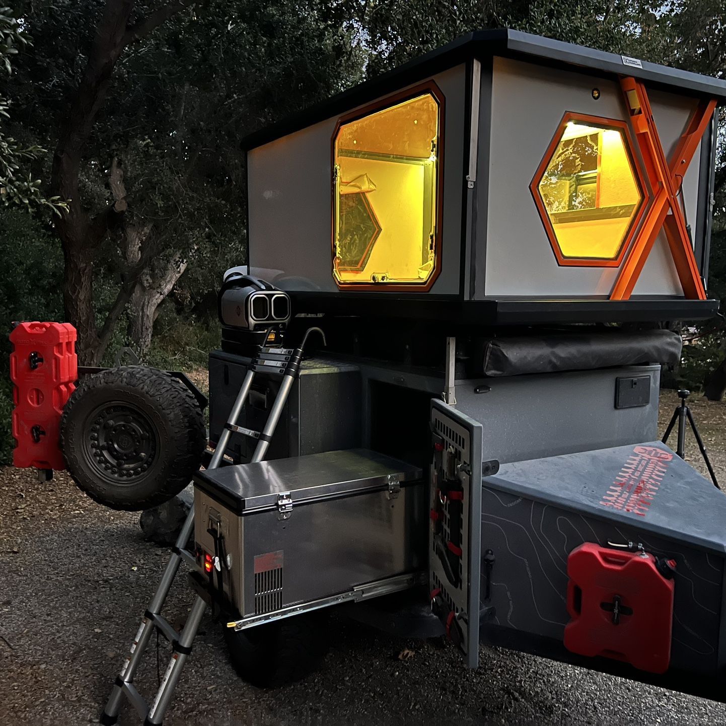 Late 2020 Turtleback Expedition Trailer T3